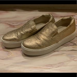 Kenneth Cole Gold Slip-ons size 10